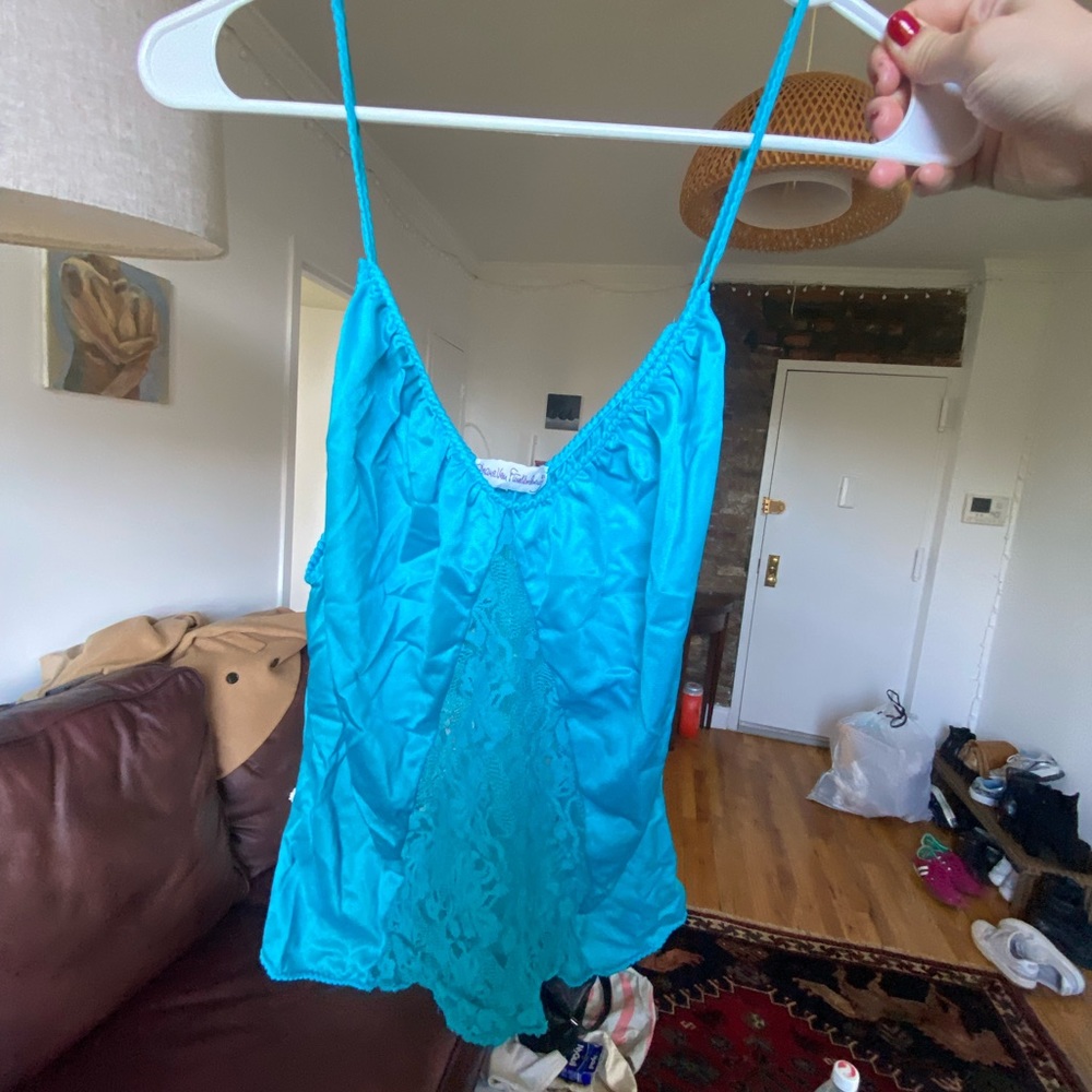 Early 2000s y2k DVF blue cami top